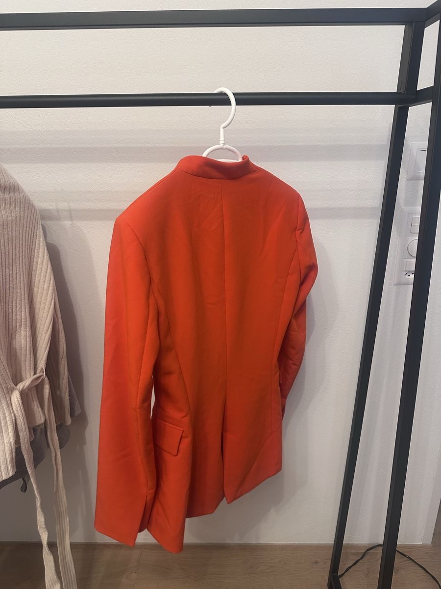 Zara Giacche: Zara Blazer Red Size S Structured Fit – Nuovo (secondo la descrizione) da Rüschlikon venduto da juz_2t2j 4