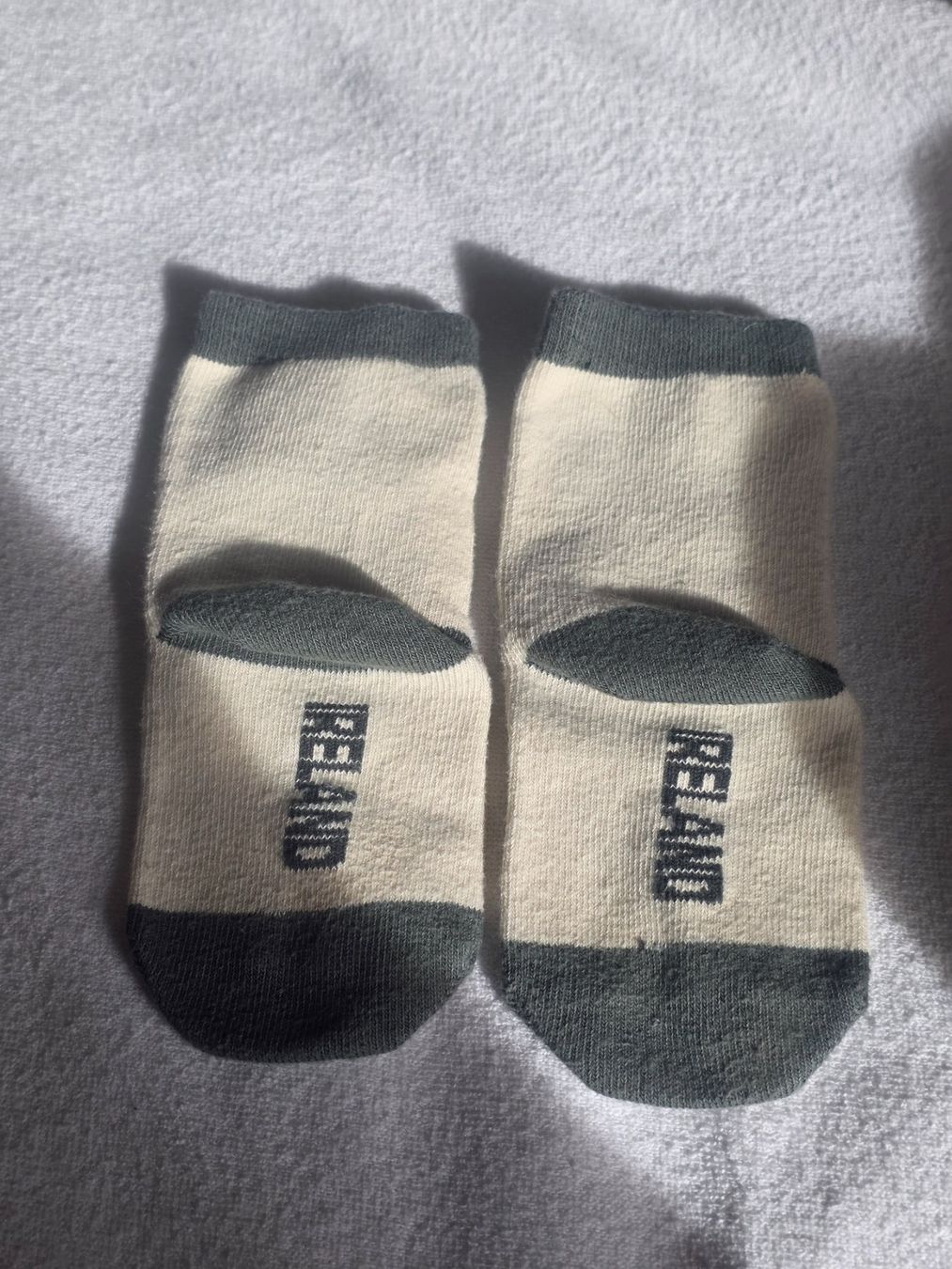 Chaussettes enfants: Neue Socken Gr 22-25 – Neuf avec emballage d'origine à Wichtrach par Elenagonzi 1