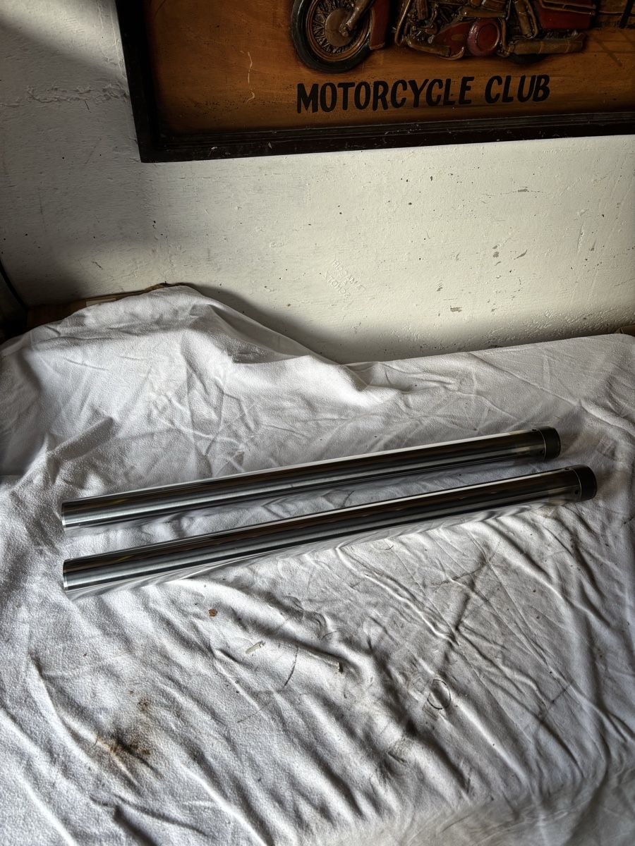 Harley-Davidson Tutti i ricambio per moto: Harley Davidson Gabelstandrohr 49mm – Usato da Schötz venduto da Harley35