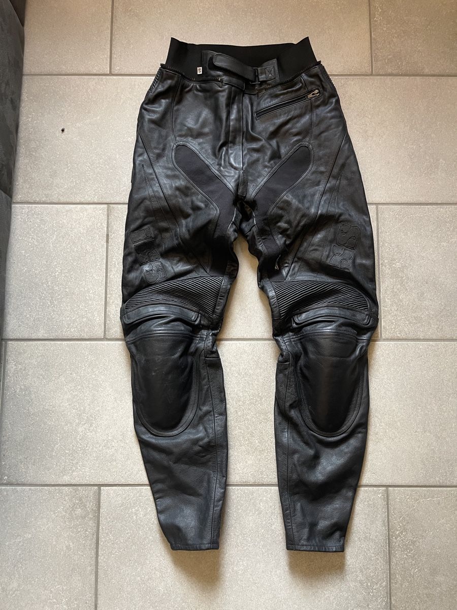IXS Lots de vêtements: 2-teilige iXS Motorrad-Lederkombi – D'occasion à Unterseen par Leopuston 5
