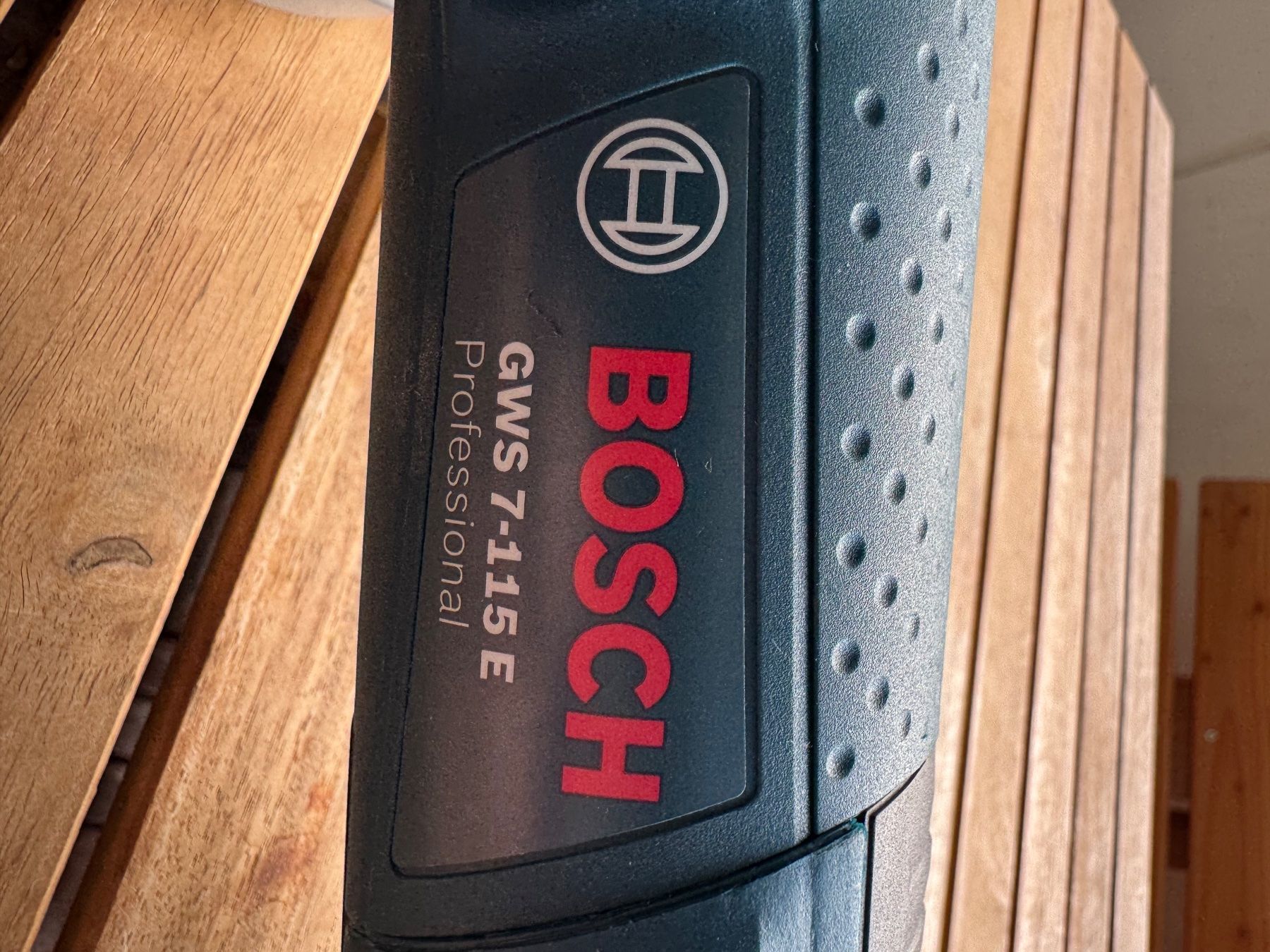 Bosch Schleifen & Polieren: Bosch Winkelschleifer Gebraucht – Gebraucht aus Zofingen von Zerozero117L96 6