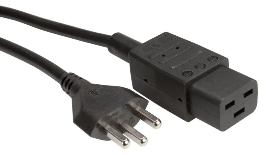 Kabel: Netzkabel Stecker T23-Buchse C19, schwarz, 1,0m – Neu und originalverpackt aus Unterengstringen von Tnovus