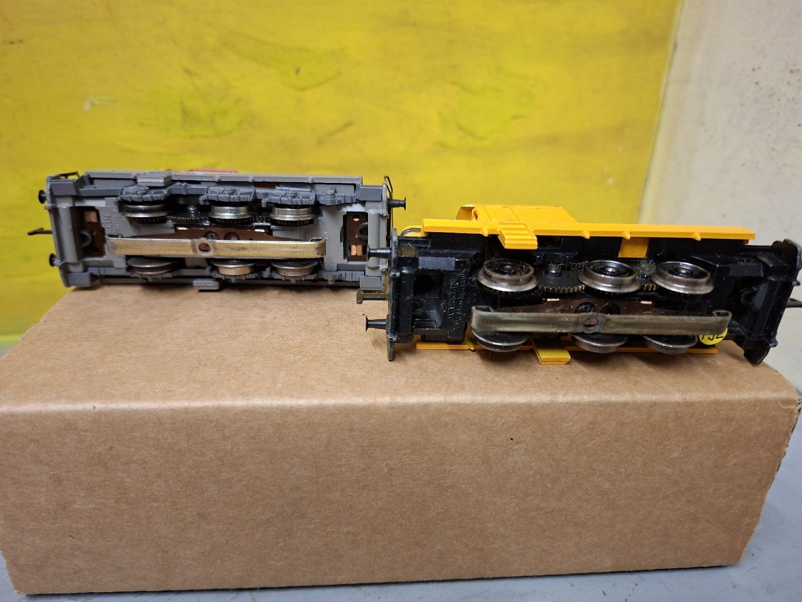 Märklin Modellini di ferrovie: 2 locos de manœuvre Märklin – Usato da Monthey venduto da Jmbois 2