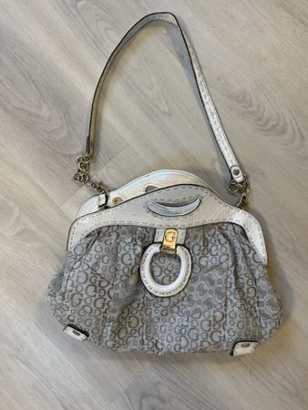 Guess Tasche