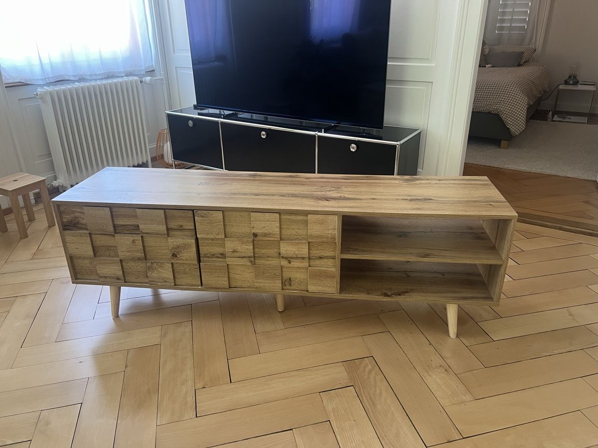 Mobili TV: TV-Möbel Holz – Usato da Zürich venduto da lor_wkv8