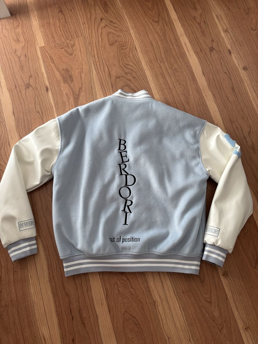 Giacche: College Jacke Berdori – Nuovo e nell'imballaggio originale da Dübendorf venduto da dor_2yvd 1
