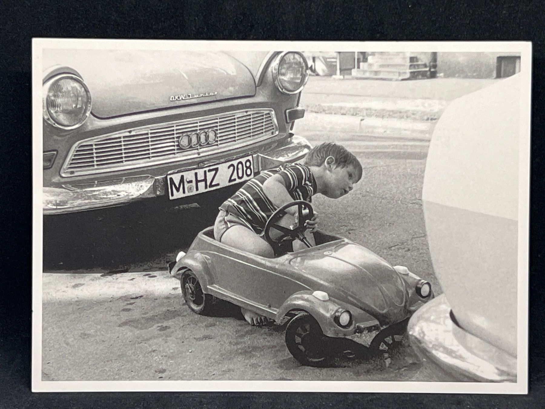 Cartes postales: Ansichtskarte: Kleiner Autofahrer – D'occasion à Widnau par Brusi9