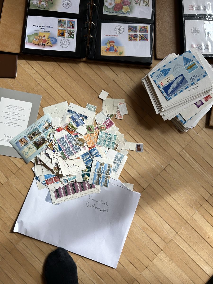 Tutti i francobolli: Briefmarkensammlung – Usato da Spreitenbach venduto da Jasd12 2