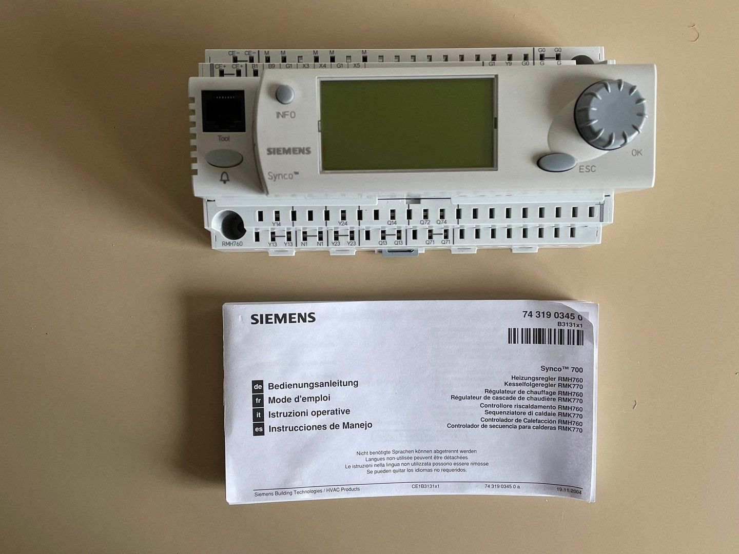 Siemens Radiatori: Régulateur de chauffage Siemens  Synco RMH760 complet – Usato da Tramelan venduto da JeanChris70 1