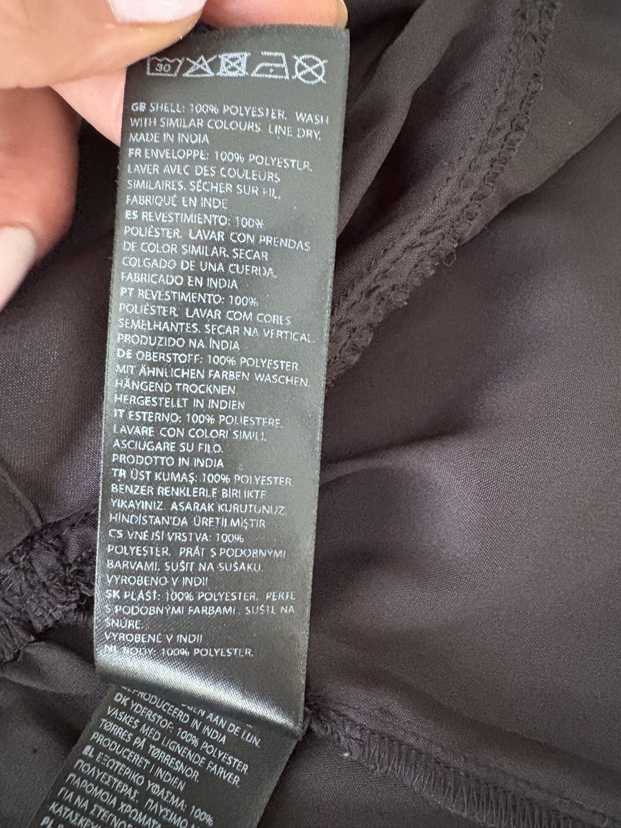 Na-kd Top: NA-KD Satin Top black size 36 – Usato da Dänikon ZH venduto da Annikaberg 4