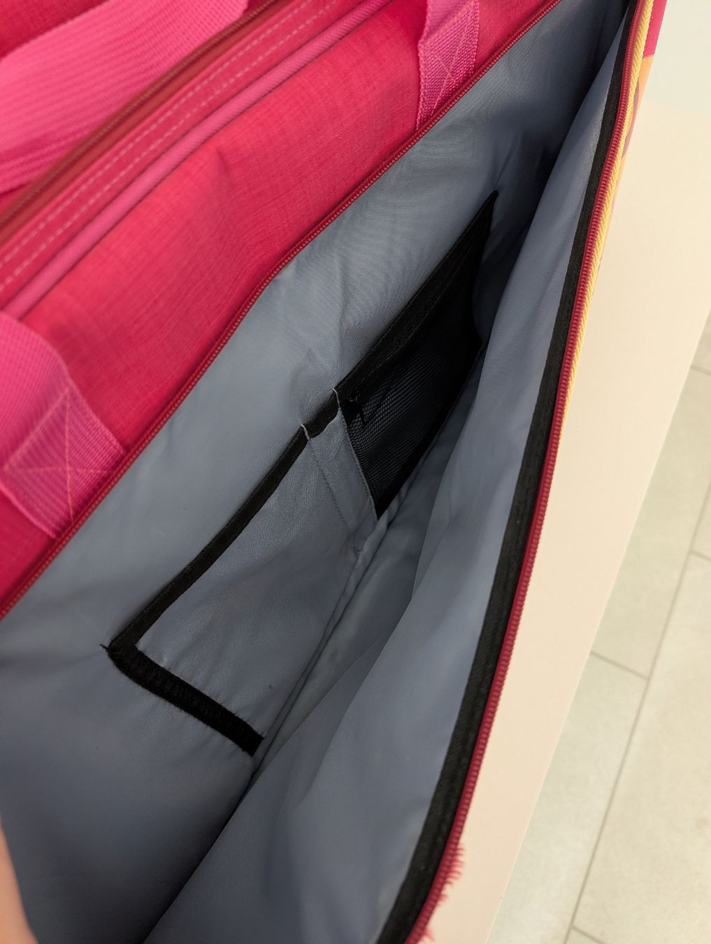Borse: Schnäppchen - Badmintontasche wie neu! – Nuovo (secondo la descrizione) da Fischbach-Göslikon venduto da NiDaKaEg 6