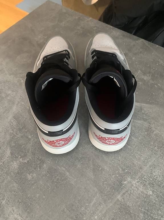 Jordan Scarpe da uomo: Air Jordan 1 Low Smoke Grey Grösse 46 – Usato da Zürich venduto da sul_y6g7 2