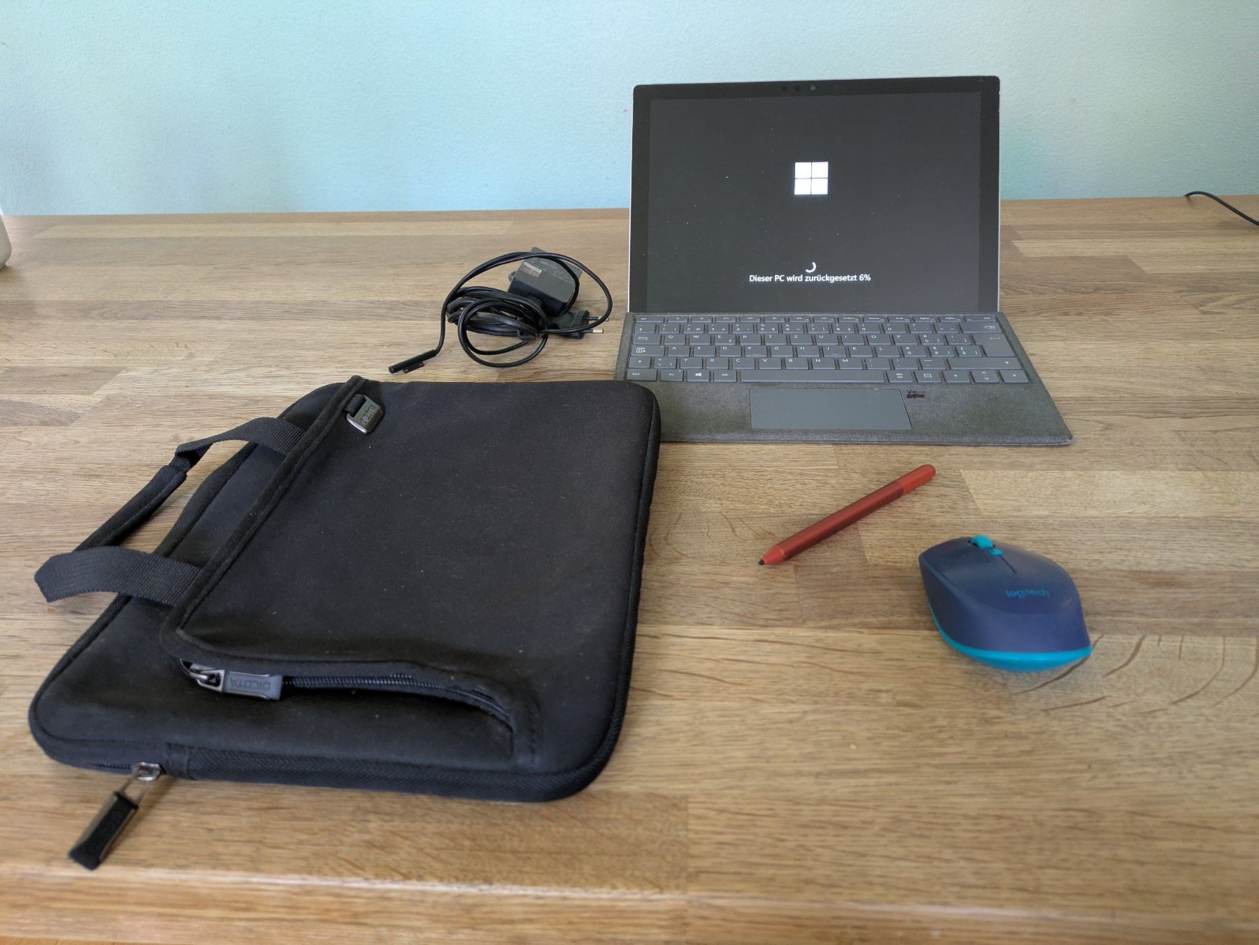 Microsoft Notebook: Surface Pro 7 mit Maus, Stift, Netzteil und Tasche – Usato da Meierskappel venduto da Boebb