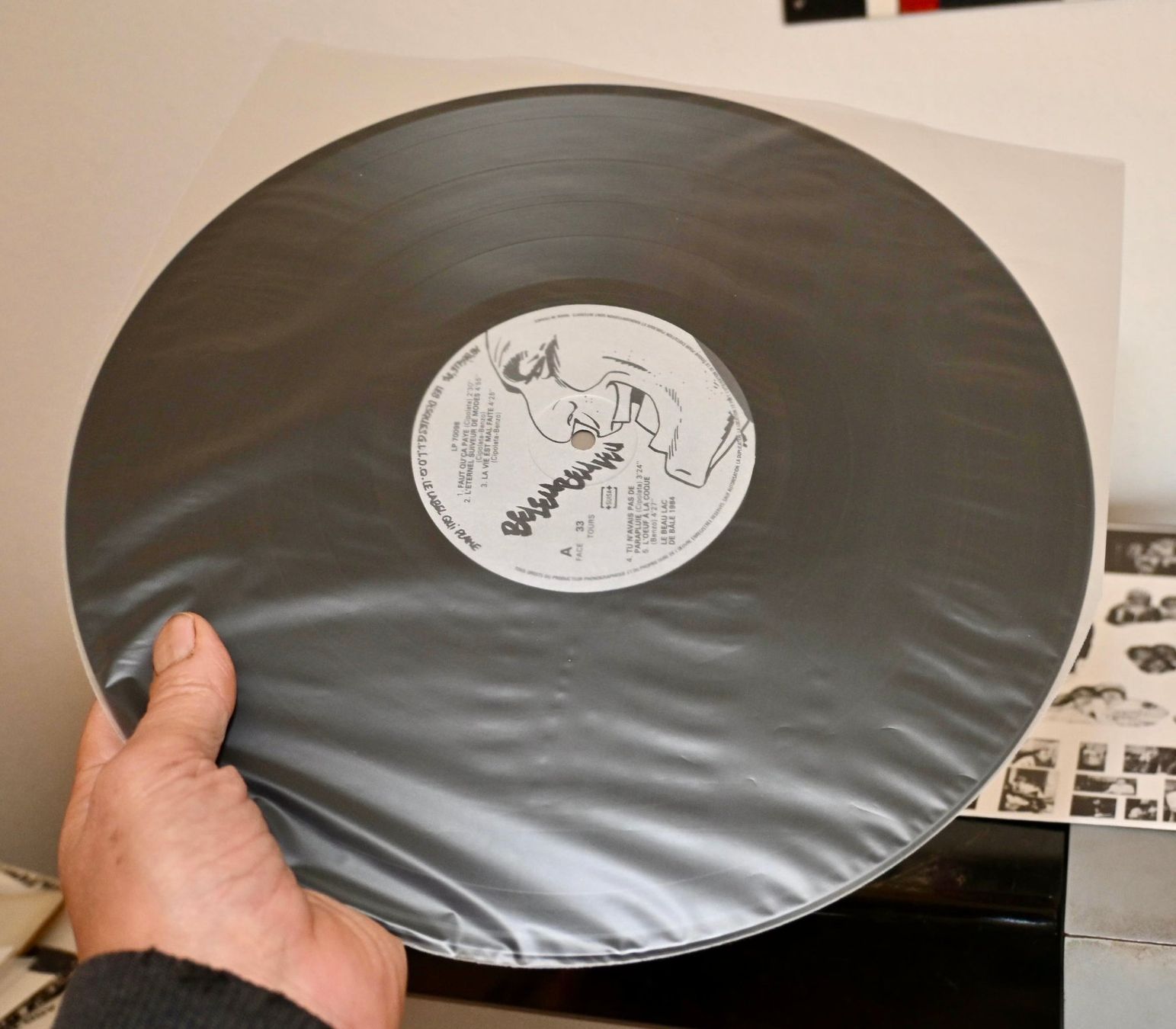 Dischi in vinile: SWISS rock LP 1984 Le Beau Lac De Bâle mit PROMO SHEETS – Usato da Pfaffhausen venduto da mono_rec 8
