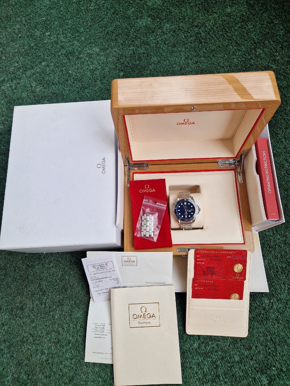 Omega Uhren: Omega Seamaster Professional Automatic 300M cadran Blue  – Gebraucht aus Grand-Lancy von Swiss-vintage1974 1