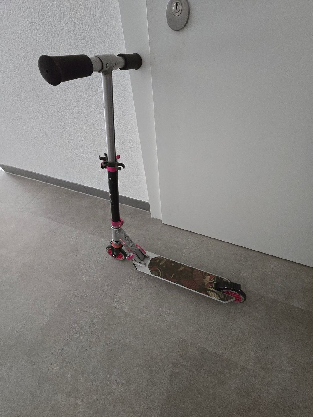 Oxelo Kickboard: Trottinet Oxelo – Usato da Bern venduto da Eshco 1