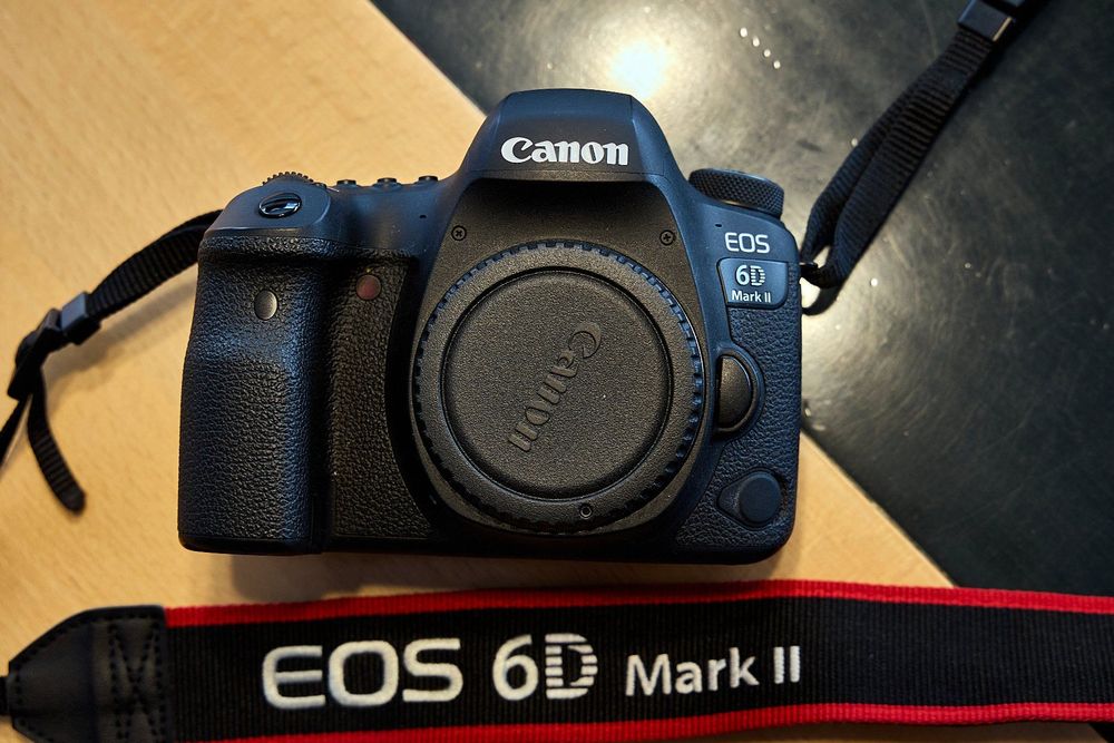 Canon EOS 6D Mark 2 | Kaufen auf Ricardo
