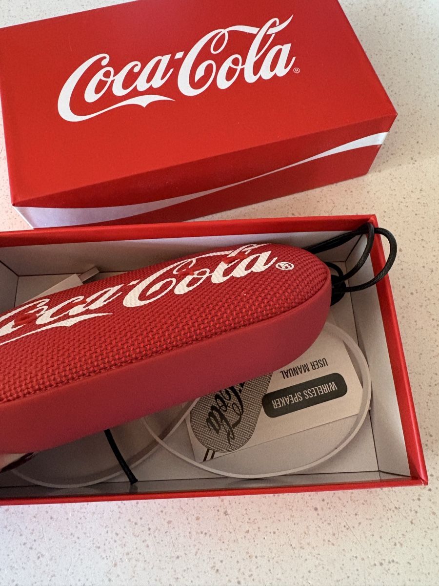Haut-parleurs: Coca Cola Boombox Musikbox – D'occasion à Stäfa par Louder85 1