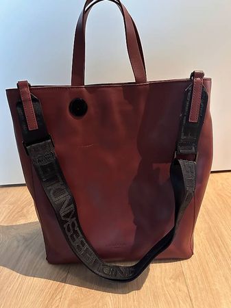 Wunderschöne Liebeskind Berlin Ledertasche Bordeaux
