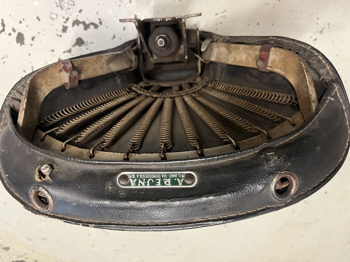 Tutti pezzi di ricambio per scooter: Vespa VBB, VNB  – Usato da Thun venduto da Cpia 3