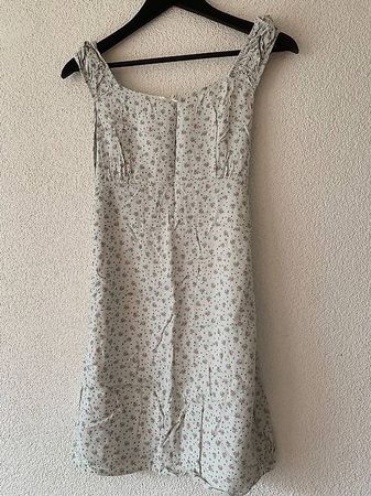 SÜSSES BLUMENKLEID GR.S