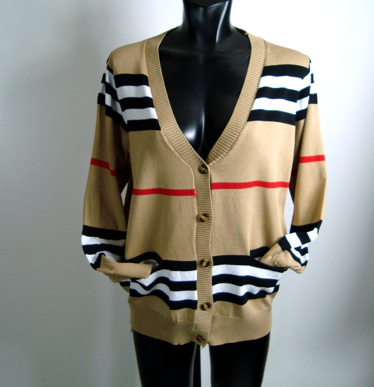 Jacken: Strickjacke von Manor / Gr. M/L **NEU** – Neu (gemäss Beschreibung) aus Stehrenberg von AB-C 1