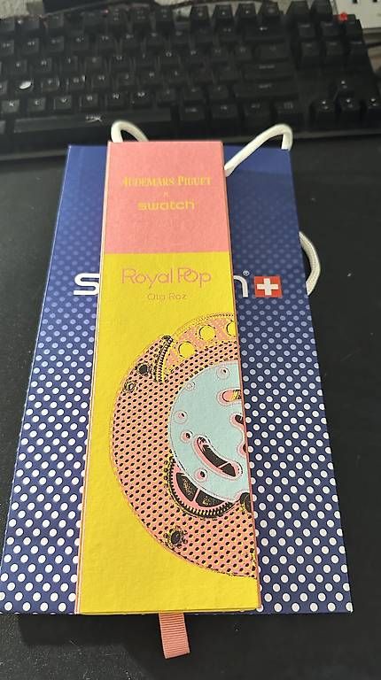 Libri: Royal Pop X AP Otg Roz – Usato da lausanne venduto da Matheus_jj