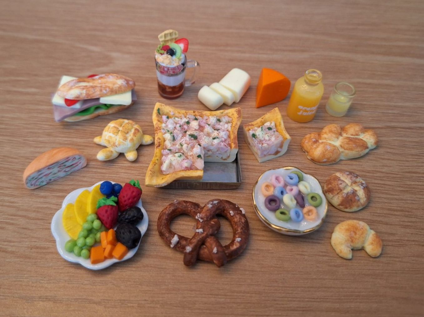 Case e mobili per bambole: Puppenhaus Brunch Set – Nuovo (secondo la descrizione) da Zürich venduto da HandmadeTinyFood 5