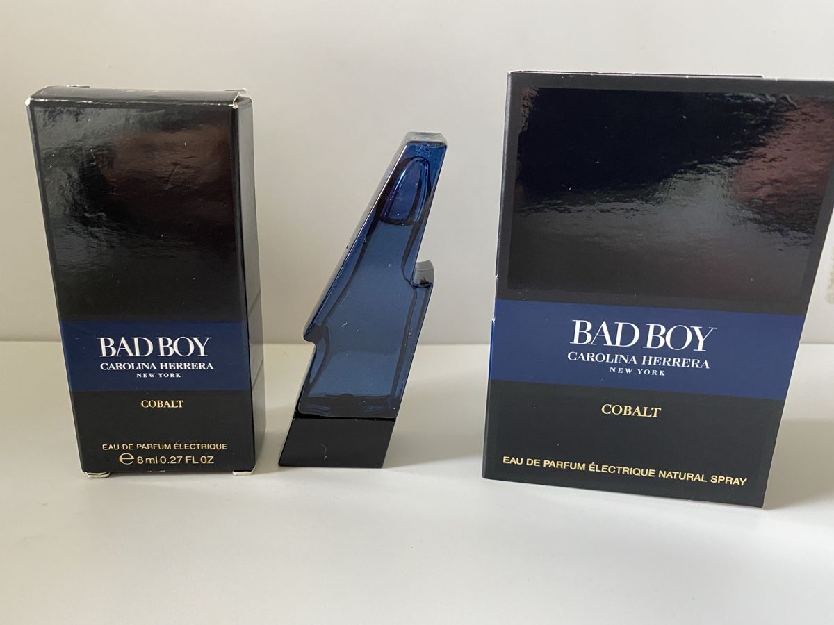 Carolina Herrera Profumi & Eau de Toilette: Miniature Bad Boy Cobalt Carolina Herrera – Nuovo e nell'imballaggio originale da Bouveret venduto da wes_7zll