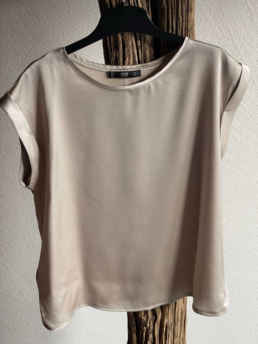 Mango T-shirt: Mango T-shirt in taupe Gr. M – Usato da St. Moritz venduto da hdj_dd7v