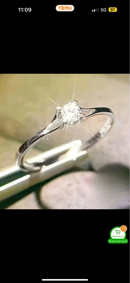 Anelli: Schlichter versilberter Ring mit Zirkonia, Grösse 7 – Nuovo e nell'imballaggio originale da Kehrsatz venduto da Matumbaaa 1