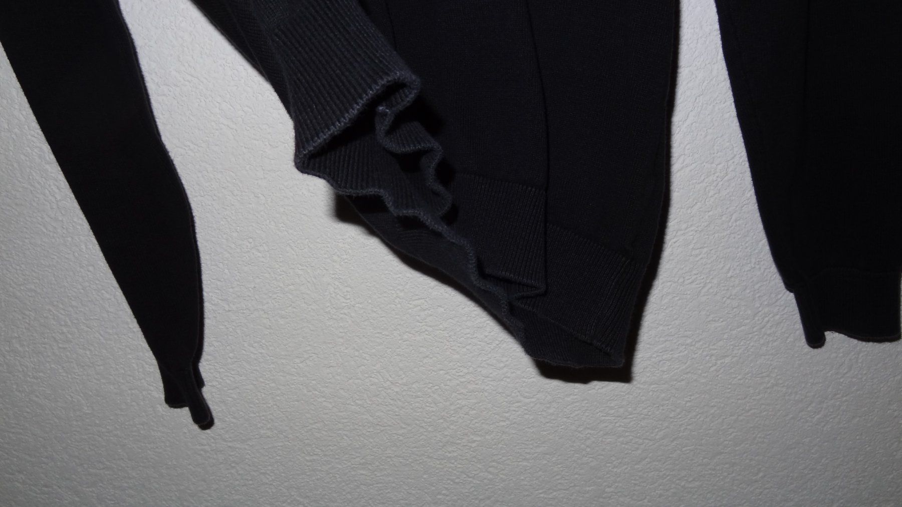 C&A Maglioni & Felpe: Angelo Litrico Herrenpullover mit V-Ausschnitt Grösse M – Usato da Winterthur venduto da Blueedition 8