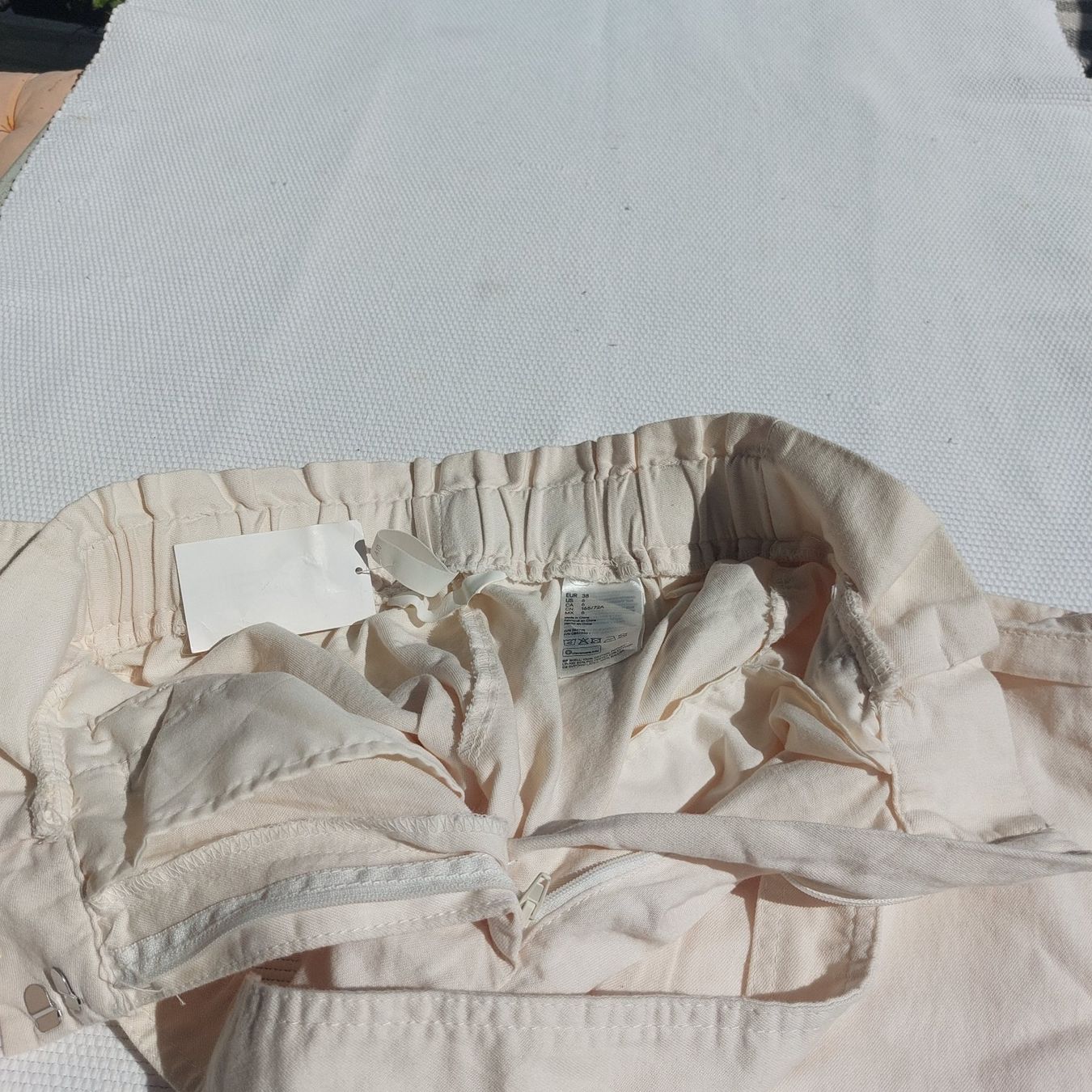 H&M Pantalons: leichte Cargo Hose – Neuf avec emballage d'origine à Zürich par wilden 2