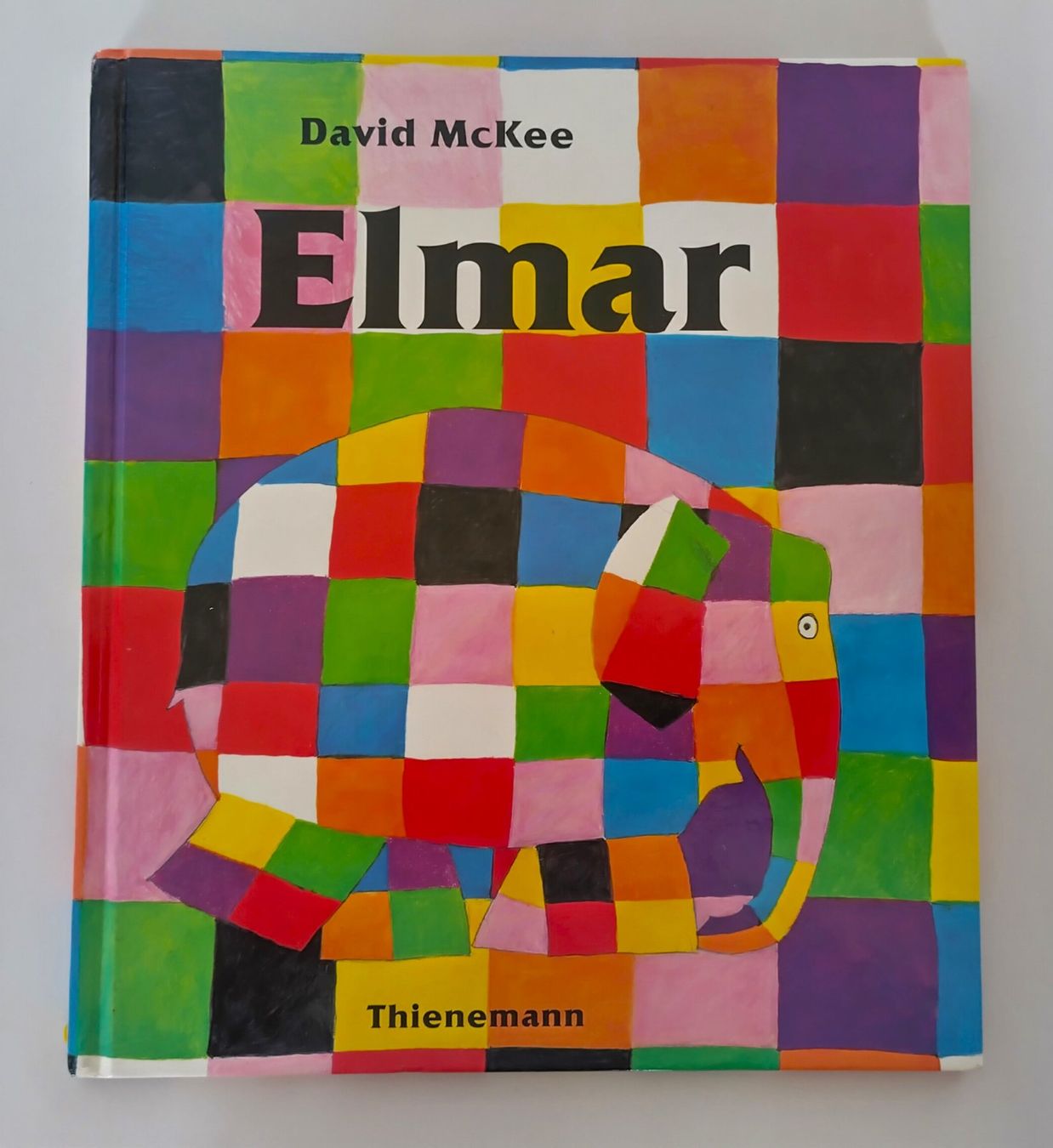 Libri: Elefant Elmar / Bilderbuch ab Fr. 8.- / David McKee – Usato da Bellach venduto da JingleJerry