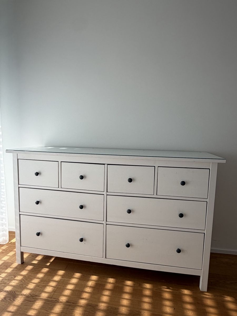 IKEA Hemnes Kommode weiss mit Glasplatte guter Zustand (Gebraucht) in Wetzikon ZH für CHF 180 – nur Abholung auf Ricardo kaufen