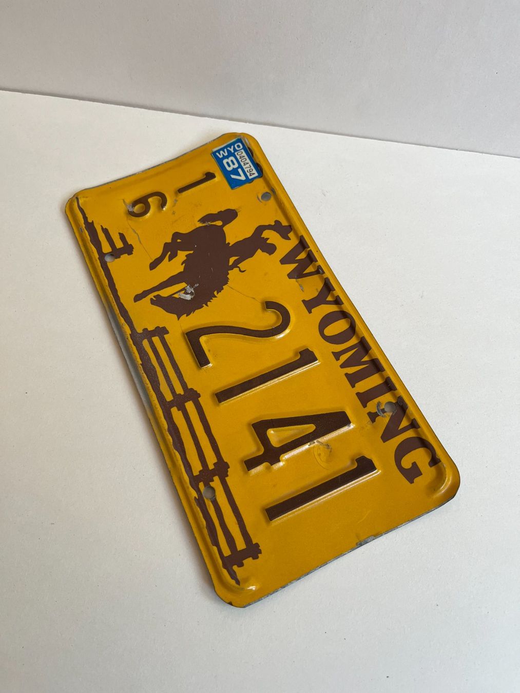 Insegne: Plaque d'immatriculation Wyoming 1987 - USA – Usato da Cologny venduto da VintageFlamingo 2