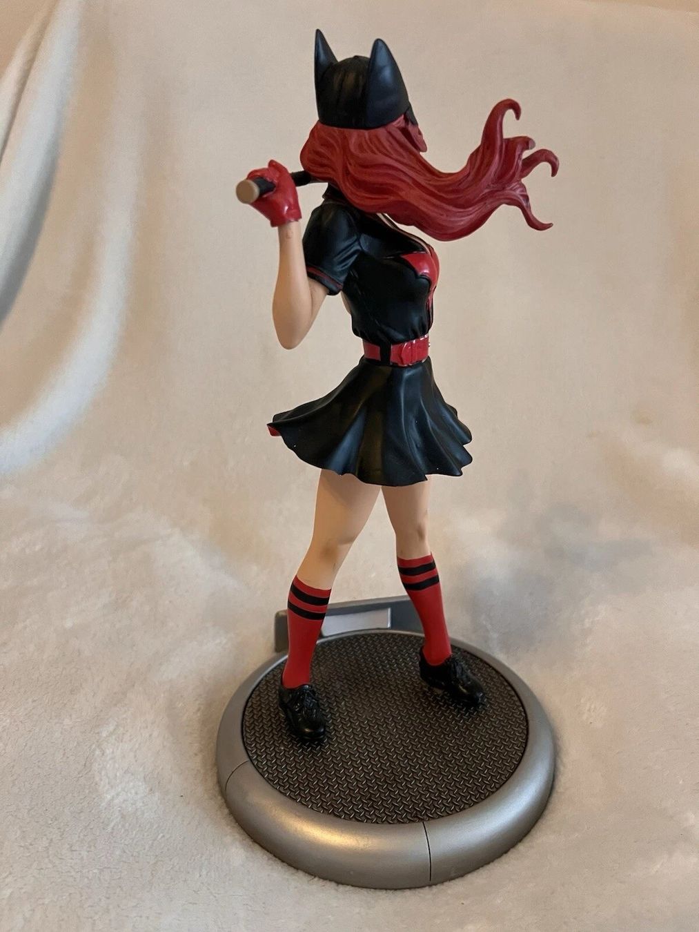 Statuette: DC Collectibles - DC Comics Bombshells - Batwoman – Usato da Oberentfelden venduto da FiguresAndGamesPlace 2