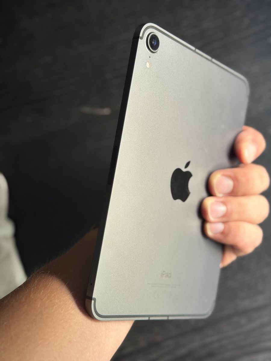 Apple Tablet PC: iPad Mini 6 5G 64 GB – Usato da Lausen venduto da yan_lnj6 4