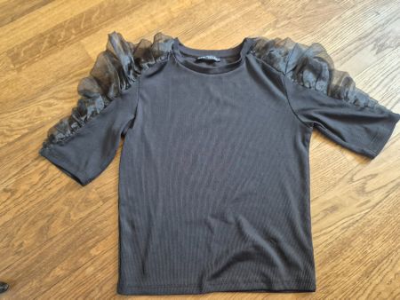 Black Zara summer top bouffant sleeves size S