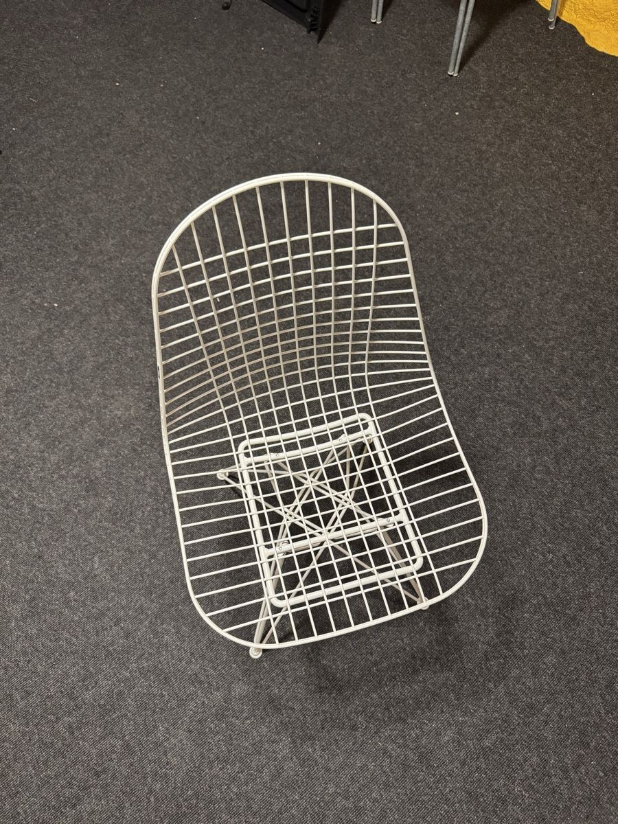 Vitra Chaises: Vitra - Wire Chair DKR – D'occasion à Auvernier par LeTschud