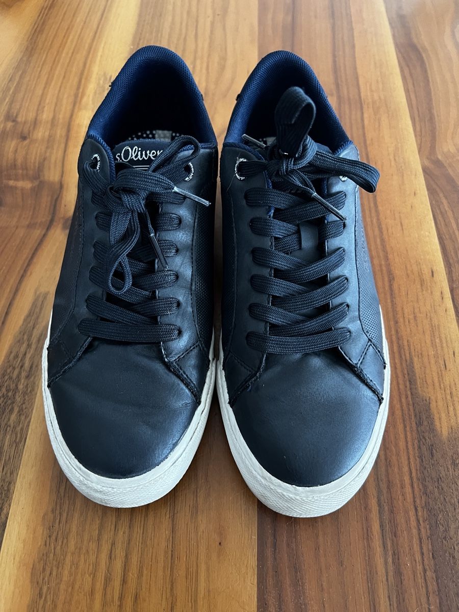 S.Oliver Scarpe per ragazzi: Halbschuhe / elegante Sneakers Gr. 40 – Usato da Münchenbuchsee venduto da PuR04