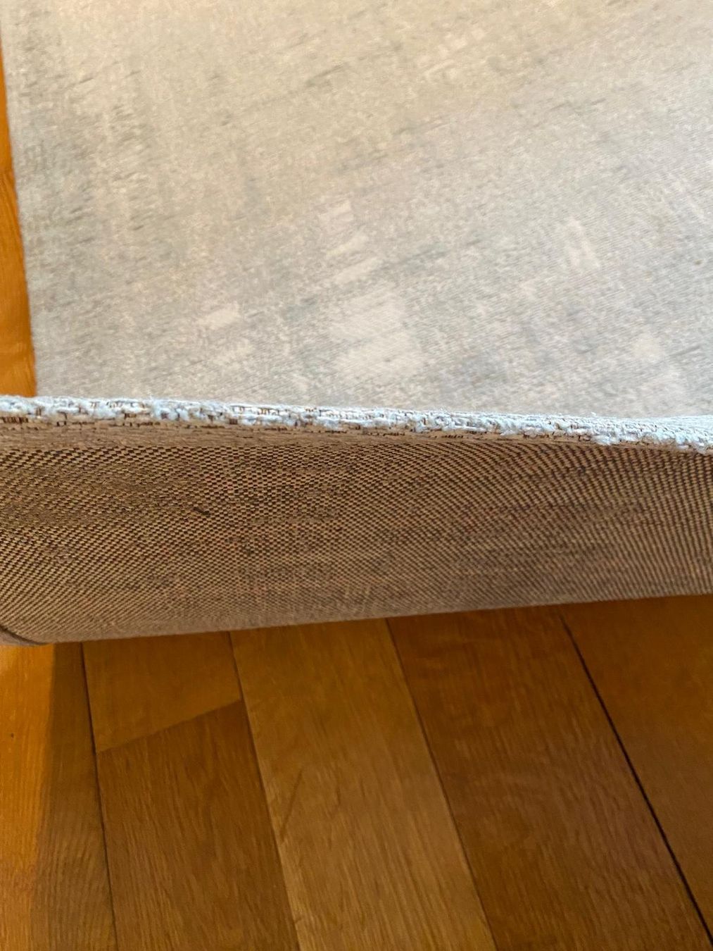 Tappeti: Hellblauer, moderner Teppich 1.54x2.30m – Nuovo (secondo la descrizione) da Winterthur venduto da JasonHa 2