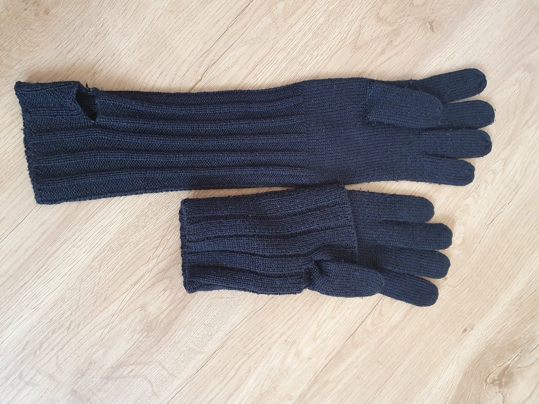 Foulard & Sciarpe: Schwarz Strick: Schal, Mütze, Handschuhe – Usato da Heinrichswil venduto da sabi2809 8