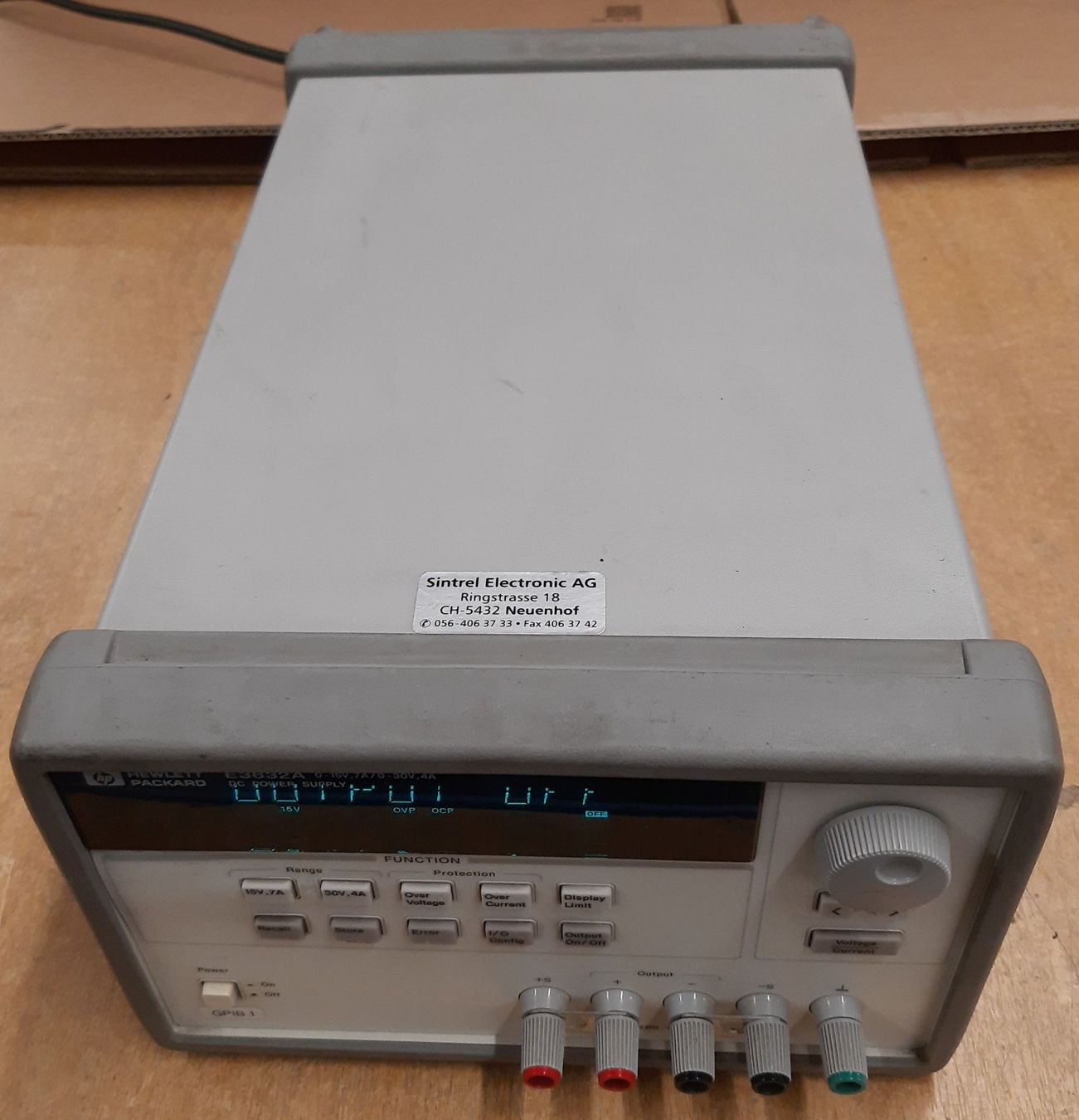Hewlett Packard Messen: Alimentation de labo HP E3632 labor Stromversorgung – Gebraucht aus Attalens von Gmsa68 3