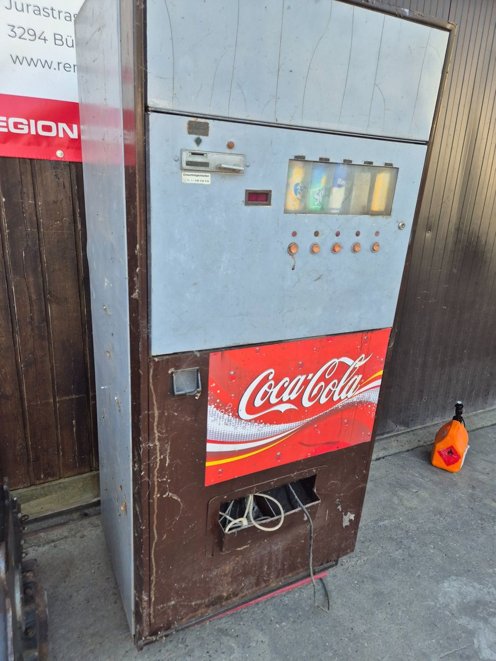 Autres pour la gastronomie & hôtellerie: Getränkeautomat – D'occasion à Büren an der Aare par rentus