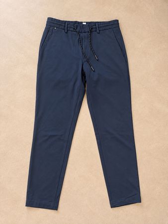 BOSS Hose dunkelblau mit Tunnelzug neu