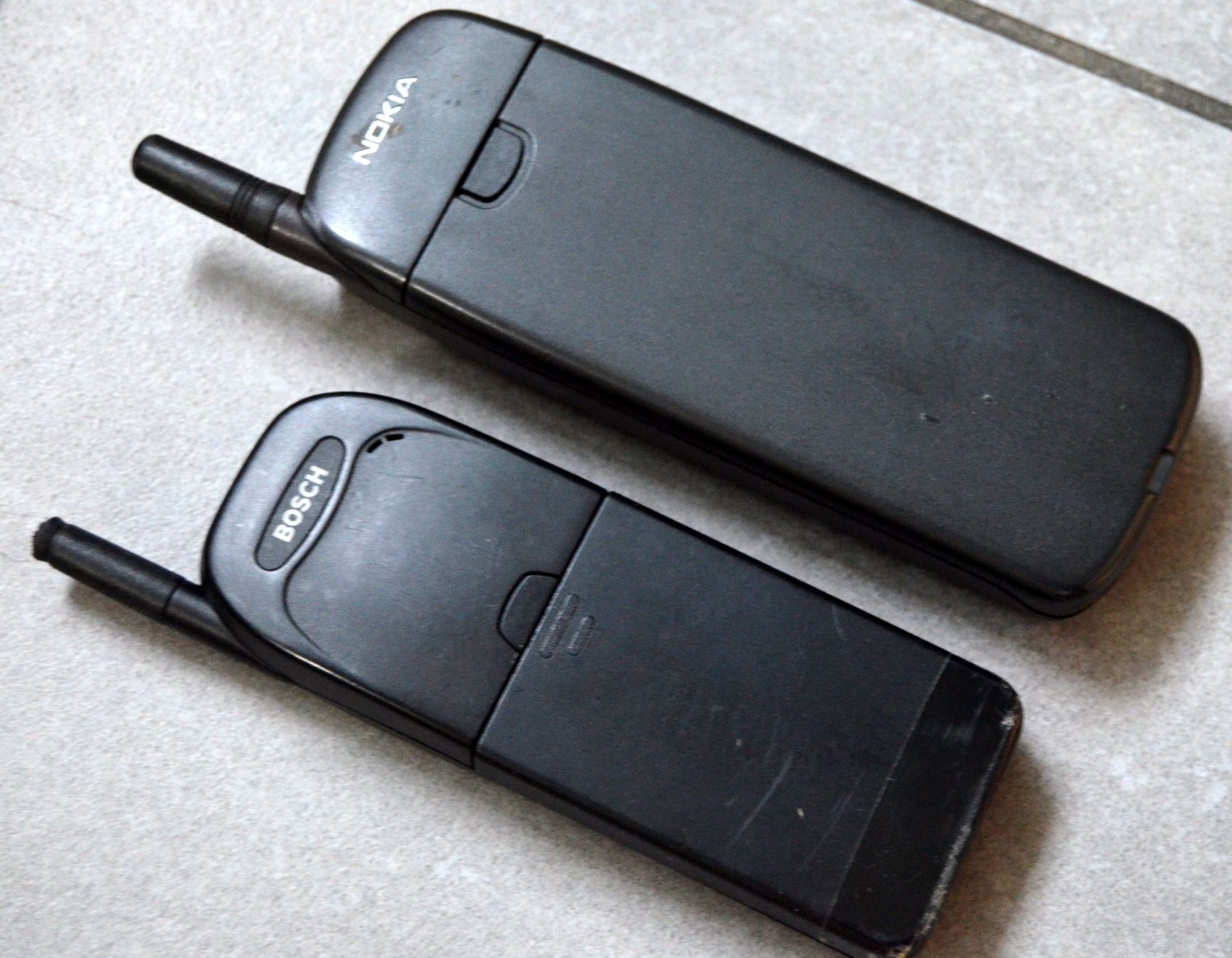 Nokia Telefoni cellulari / Smartphones: Nokia 1610 + Bosch World 718 – Usato da Collonges venduto da arashee 1