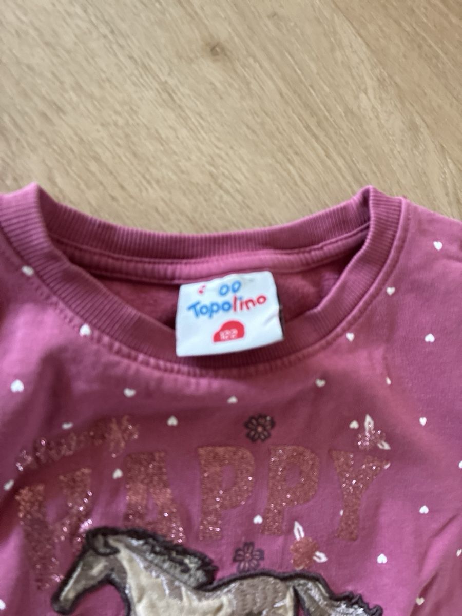 Pullover & Sweatshirts: Mädchen Pullover Topolino Grösse 122 mit Pferdeprint rosa – Gebraucht aus Stettfurt von San_w9gd 3