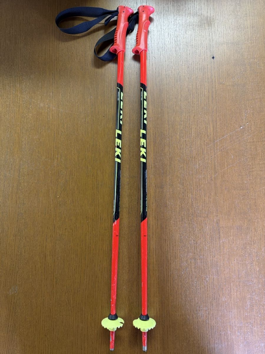 Leki Skistöcke: Ski Stöcke Kinder 80cm Leki red used – Gebraucht aus Olsberg von ReiG85
