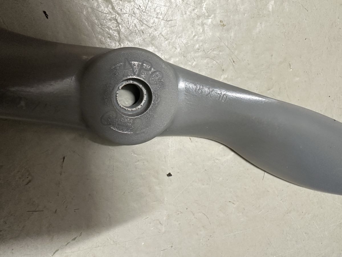 RC Modellbau: APC Propeller 18x10 – Gebraucht aus Zell LU von TinuR480 2